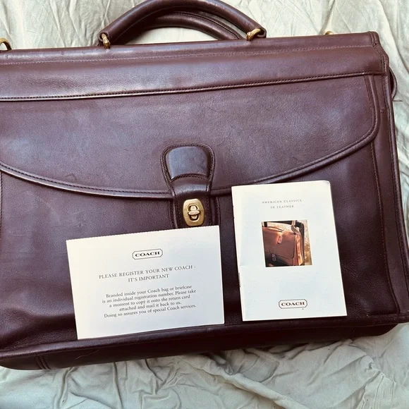 Beekman Coach Leather Briefcase - Picture 5 of 9